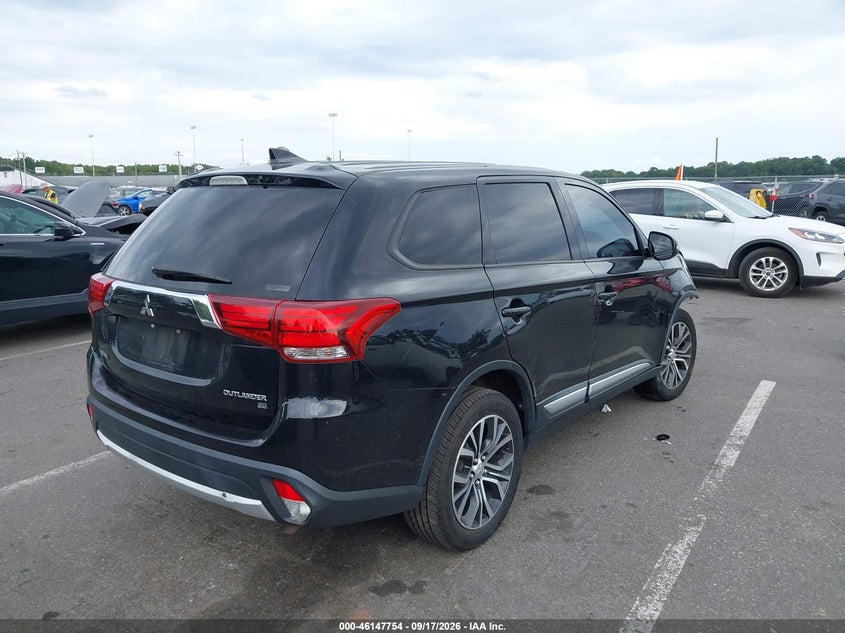 Vin: ja4az3a32jz067940, lot: 46647511, mitsubishi outlander es/le/se/sel 20184