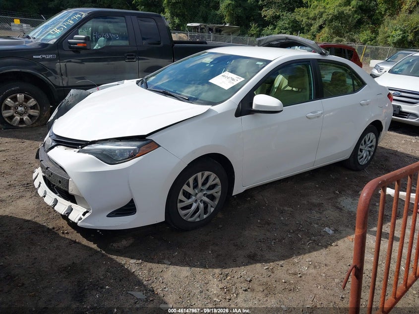 TOYOTA COROLLA - zdjęcie 2