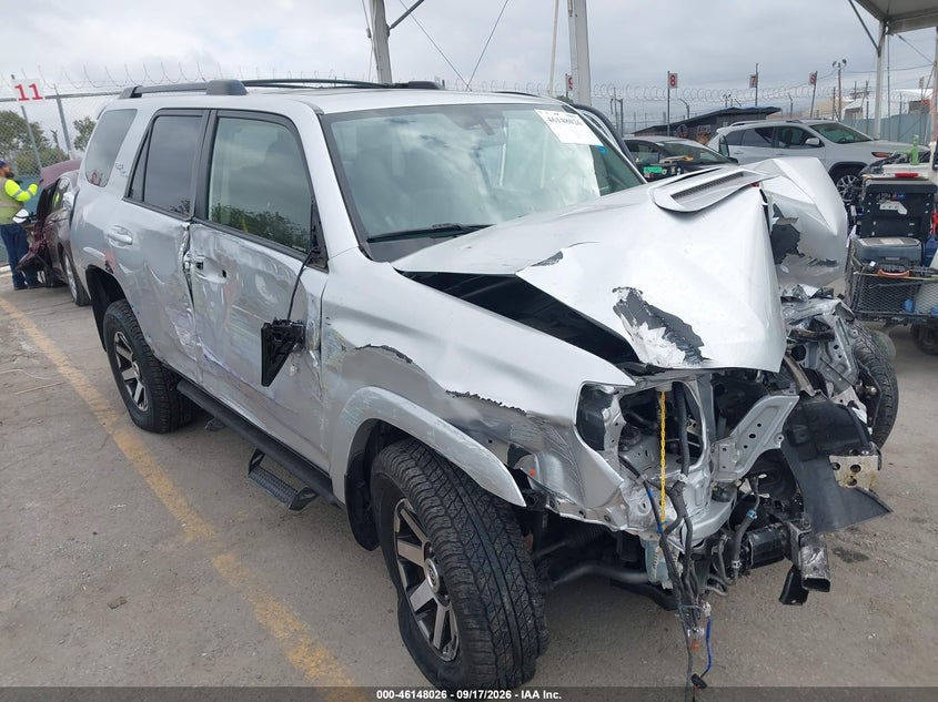 Vin: jtebu5jrxk5691532, lot: 46647783, toyota 4runner trd off road premium 2019 img_1