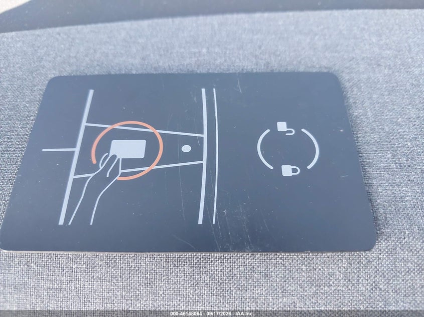 TESLA MODEL Y - zdjęcie 11