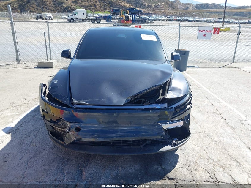 TESLA MODEL Y - zdjęcie 12