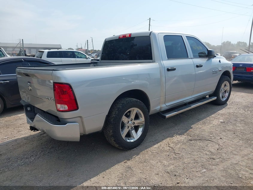Vin: 1c6rr7kt5js194745, lot: 46647827, ram 1500 express  4x4 5'7 box 20184