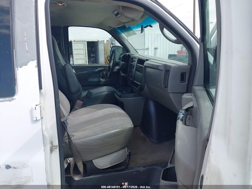 2006 GMC SAVANA auction photo 5