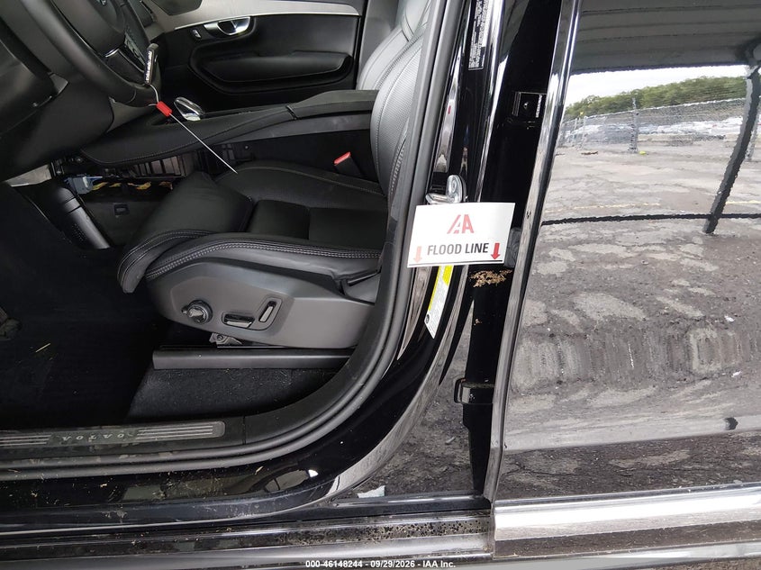 VOLVO XC90 PLUG-IN HYBRID 2025 VIN YV4H60PF5S1320582