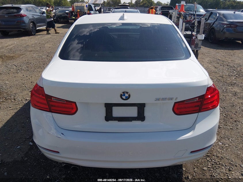 BMW 3 SERIES - zdjęcie 16