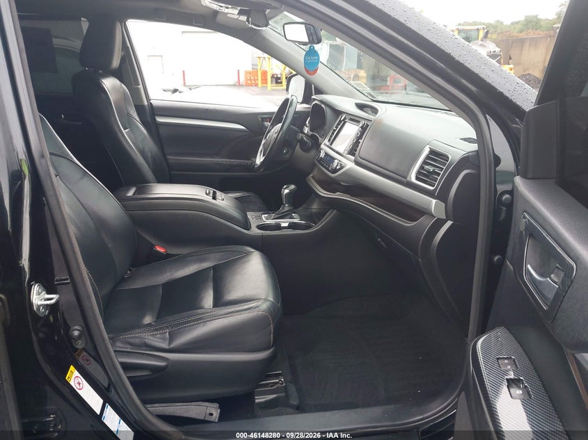 TOYOTA HIGHLANDER - zdjęcie 5