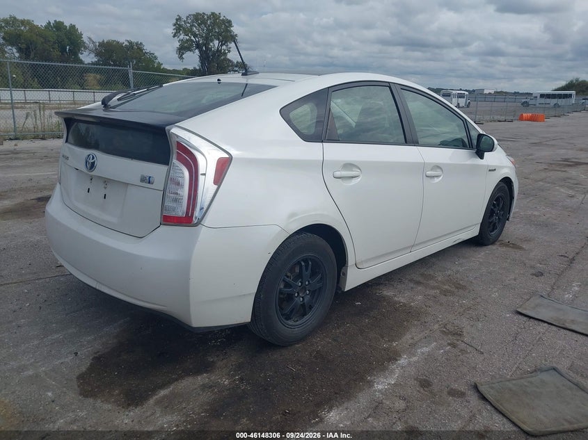 Vin: jtdkn3du2d5599307, lot: 46648063, toyota prius four 20134