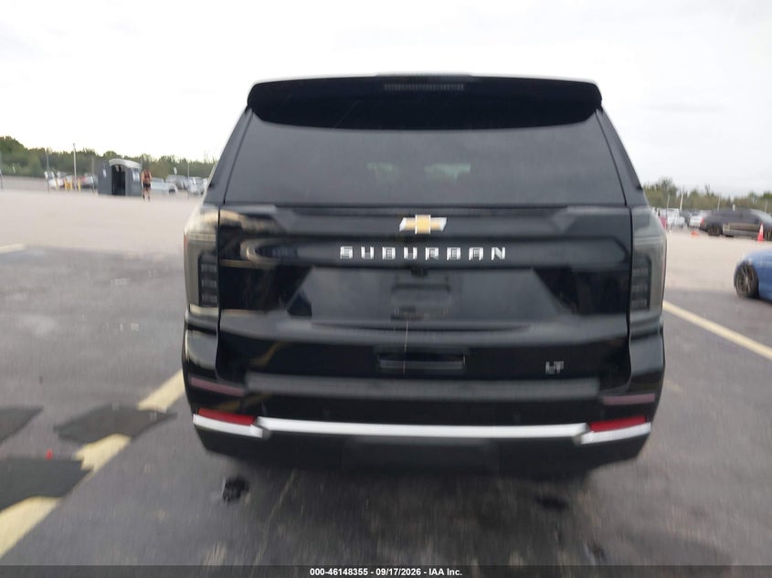 CHEVROLET SUBURBAN - zdjęcie 16