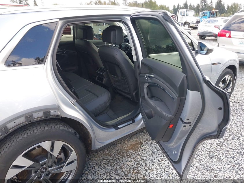 2022 AUDI E-TRON auction photo 8