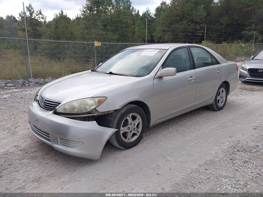 2005 Toyota Camry, Right Front, IAAI, VIN 4T1BE32K55U958444 — photo 2