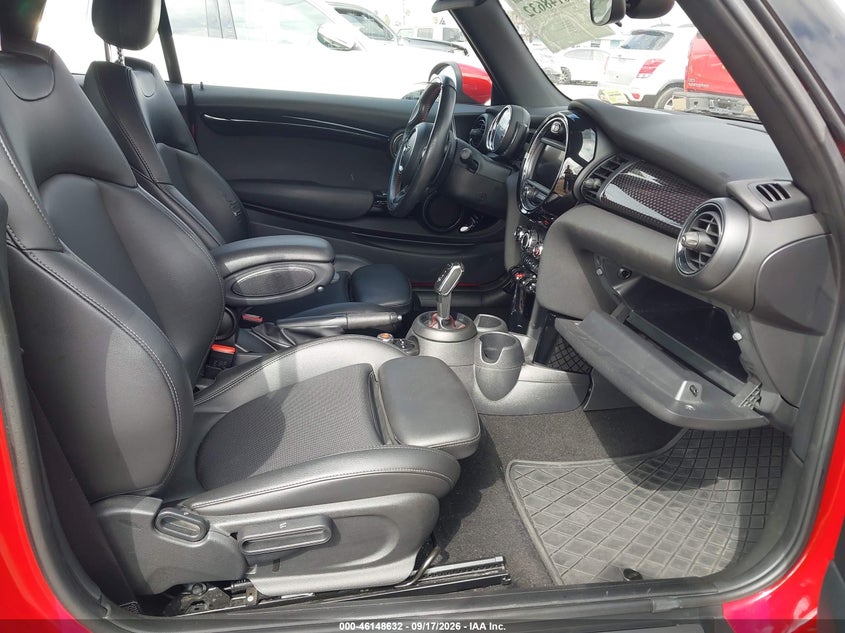 2020 MINI CONVERTIBLE COOPER S · Фото 5