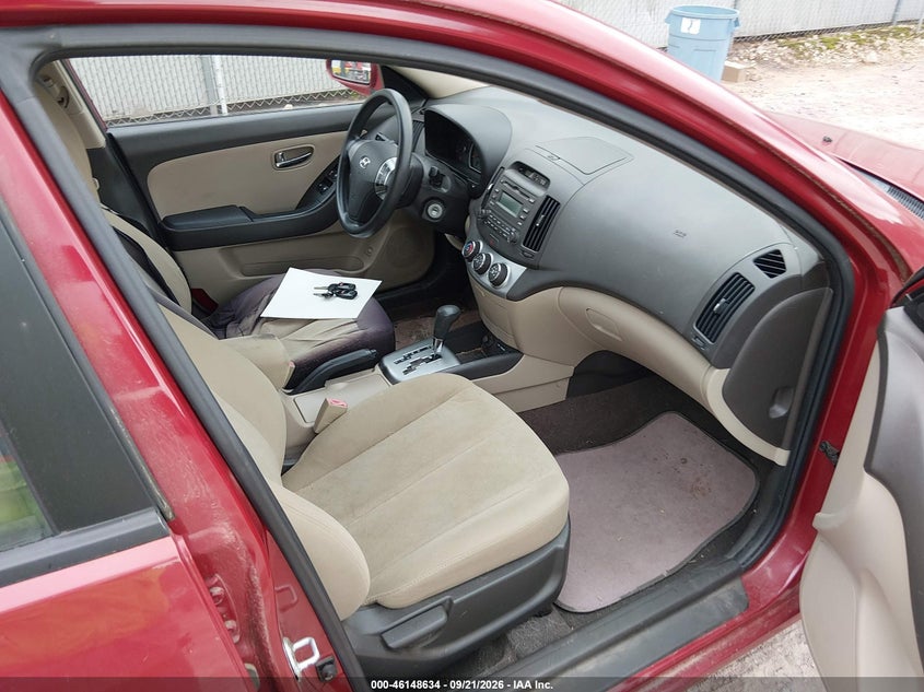 2010 HYUNDAI ELANTRA auction photo 5