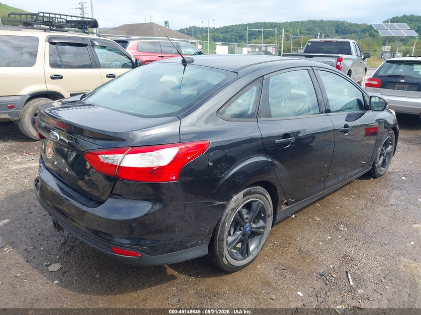 Vin: 1fadp3f22el349342, lot: 46648402, ford focus se 20144