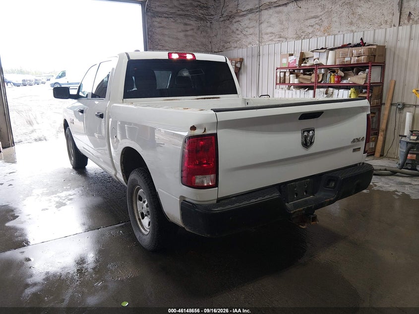 Vin: 1c6rr7kg1js300496, lot: 46648413, ram 1500 tradesman  4x4 5'7 box 20183