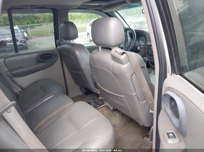 CHEVROLET TRAILBLAZER 2002 VIN 1GNDT13S922457545