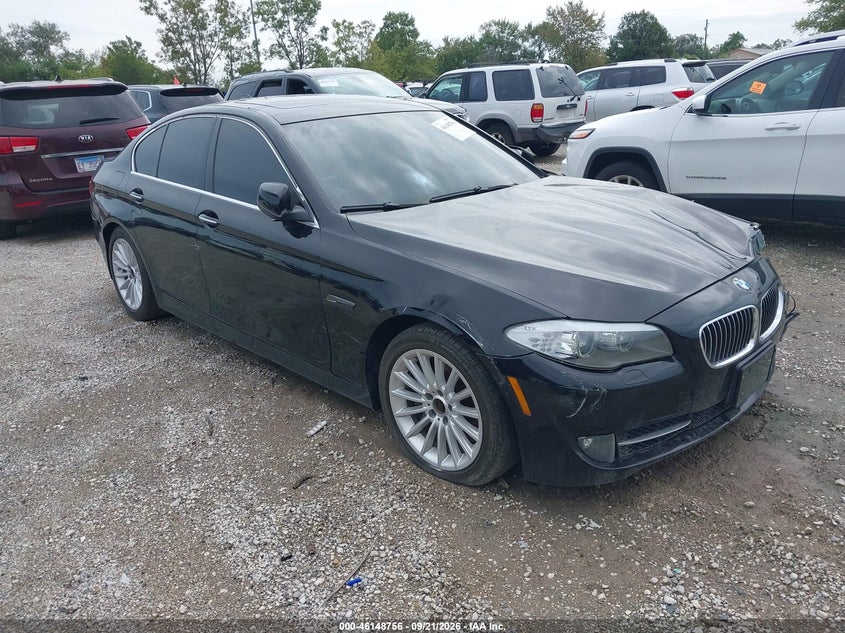 Vin: wbafz9c50dd090418, lot: 46648513, bmw activehybrid 5 2013 img_1