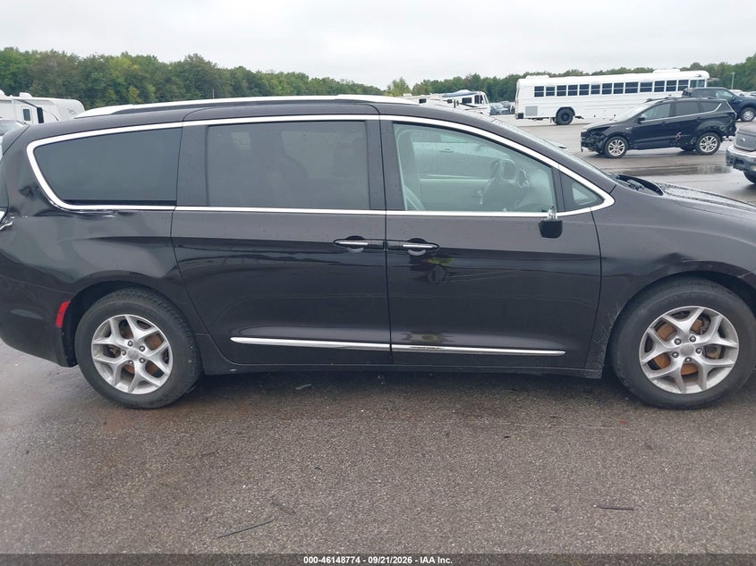 CHRYSLER PACIFICA - zdjęcie 13