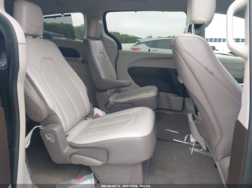 CHRYSLER PACIFICA - zdjęcie 8
