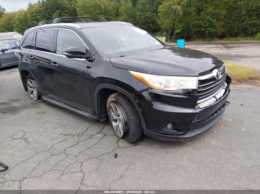 TOYOTA HIGHLANDER XLE V6