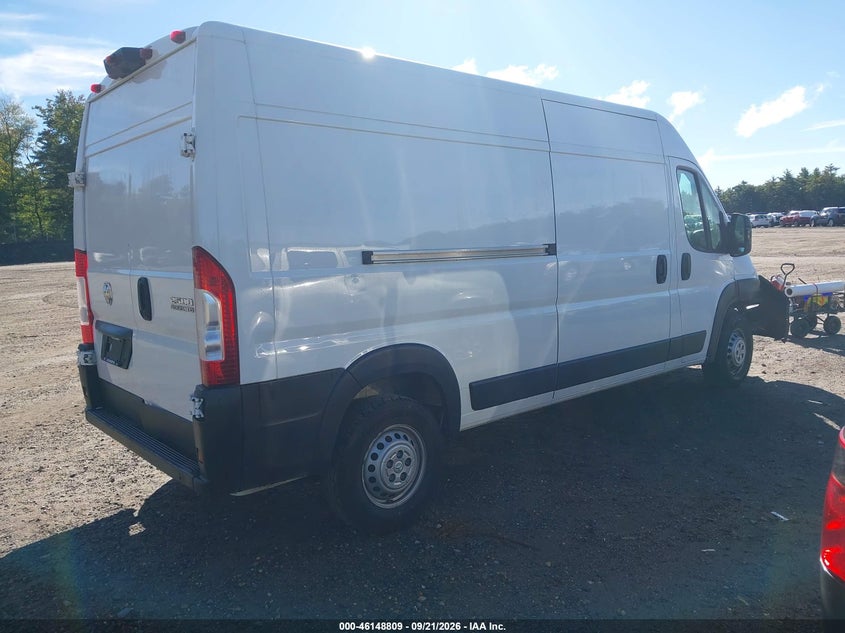 Vin: 3c6lrvdg2re112771, lot: 46648566, ram promaster 2500 tradesman high roof 159 wb w/pass seat 20244