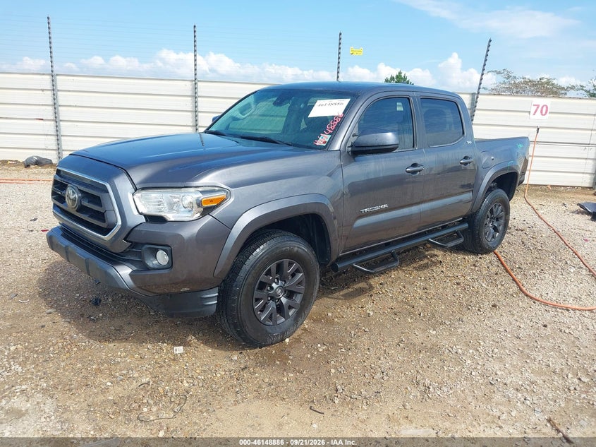 2021 Toyota Tacoma Sr5 V6, Rear, IAAI, VIN 5TFAZ5CNXMX099132 — photo 2