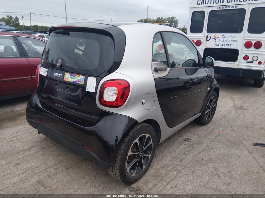 Vin: wmefj5daxgk070743, lot: 46648716, smart fortwo passion 20164
