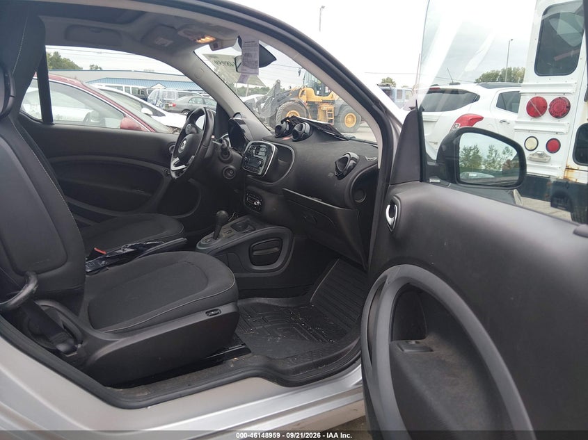 SMART FORTWO 2016 VIN WMEFJ5DAXGK070743