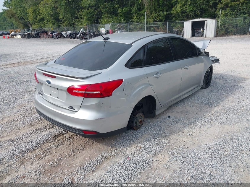 Vin: 1fadp3f28fl218529, lot: 46648763, ford focus se 20154