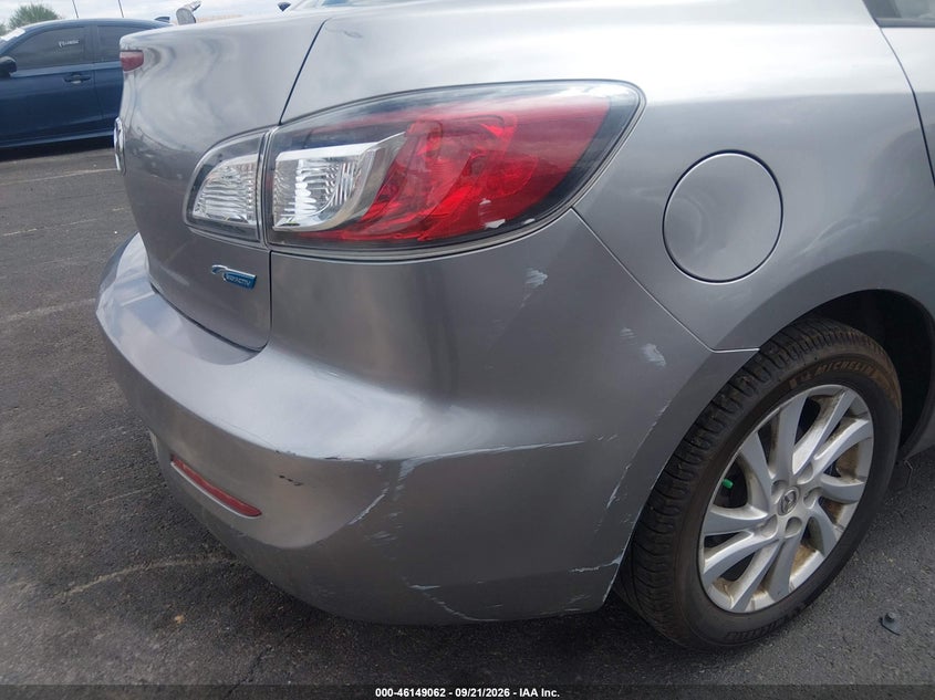 MAZDA MAZDA3 2012 VIN JM1BL1V76C1697443
