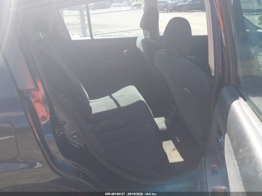2010 NISSAN VERSA auction photo 8