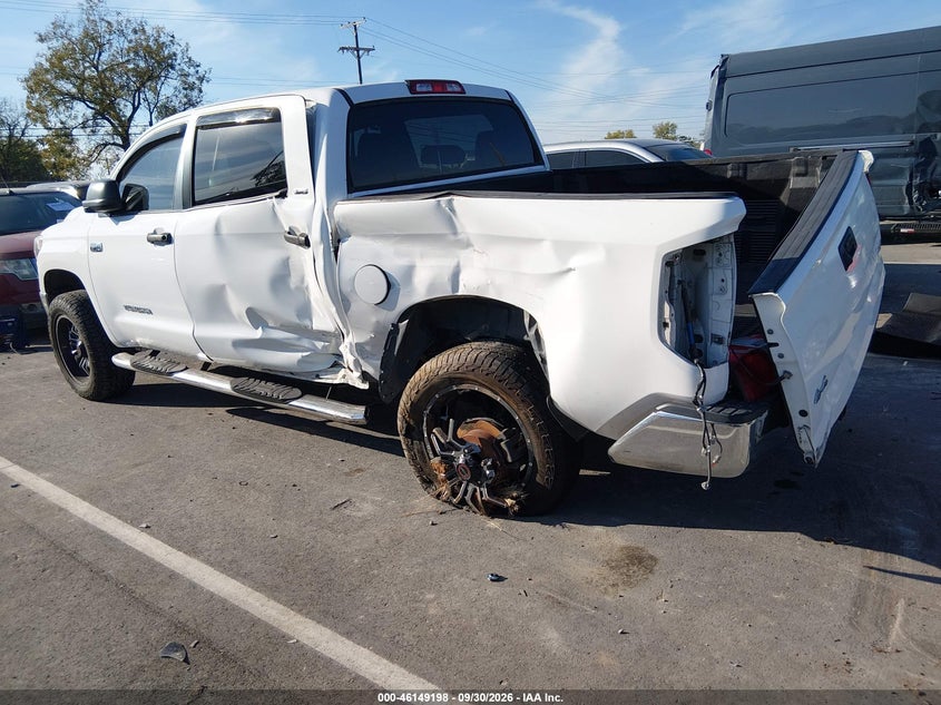 TOYOTA TUNDRA - zdjęcie 3