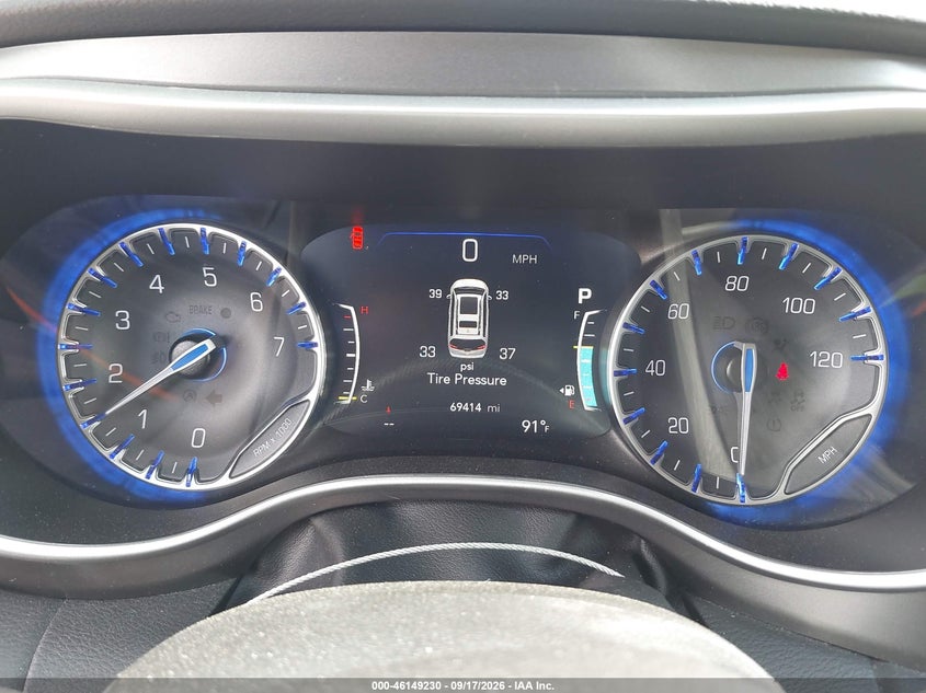 2024 CHRYSLER PACIFICA auction photo 7