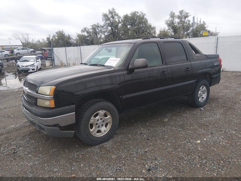 2003 Chevrolet Avalanche 1500, Right Side, IAAI, VIN 3GNEK13T03G314265 — photo 2