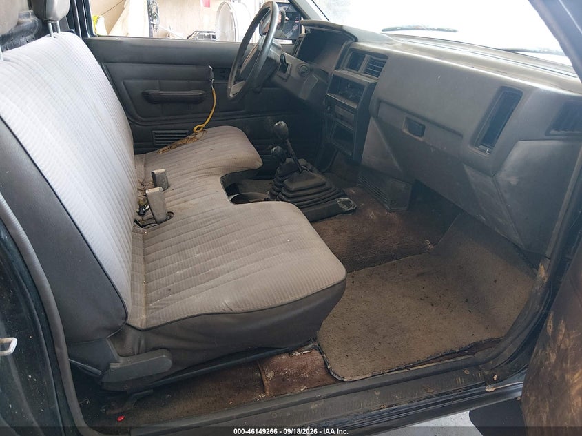 1990 NISSAN D21