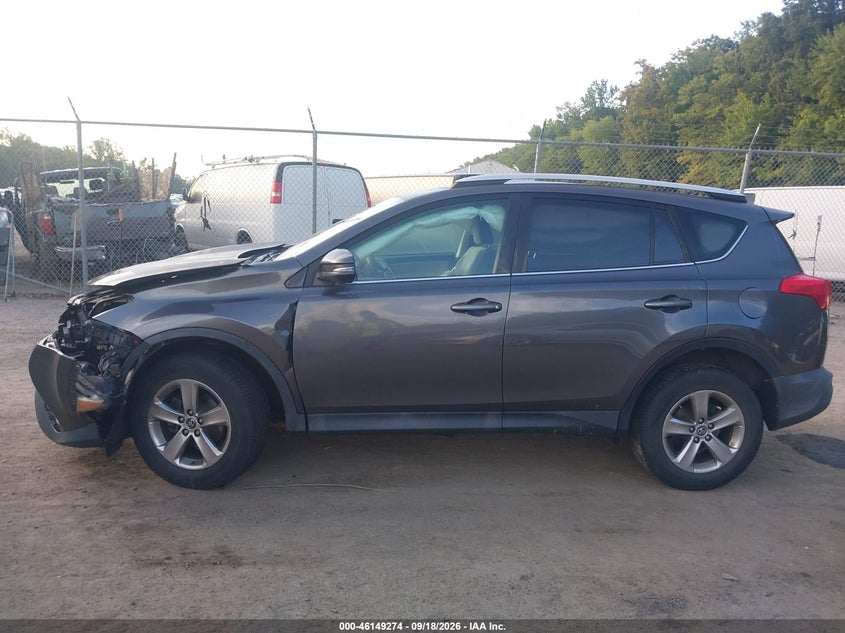 TOYOTA RAV4 - zdjęcie 14