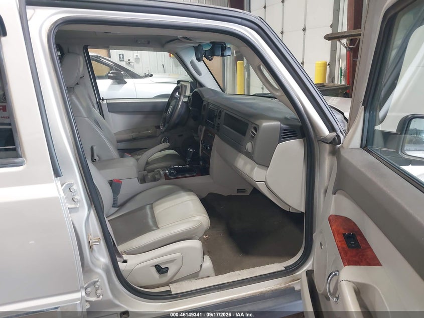 JEEP COMMANDER 2007 VIN 1J8HG58277C585176
