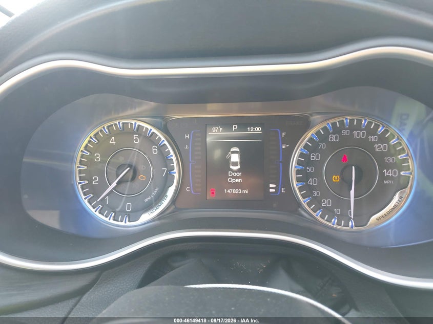 CHRYSLER 200 2015 VIN 1C3CCCAB6FN590940