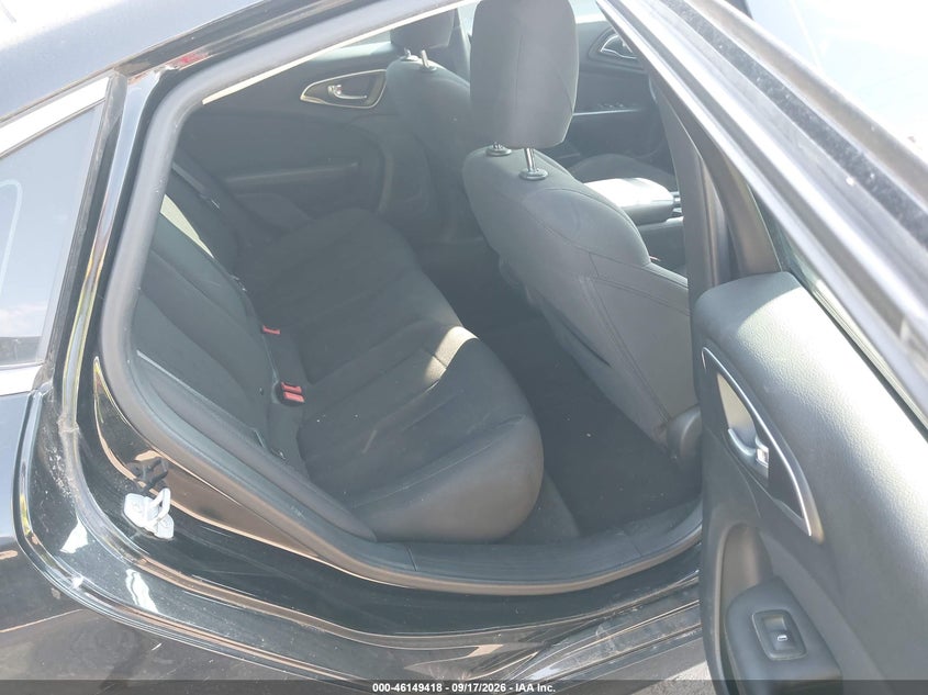 CHRYSLER 200 2015 VIN 1C3CCCAB6FN590940