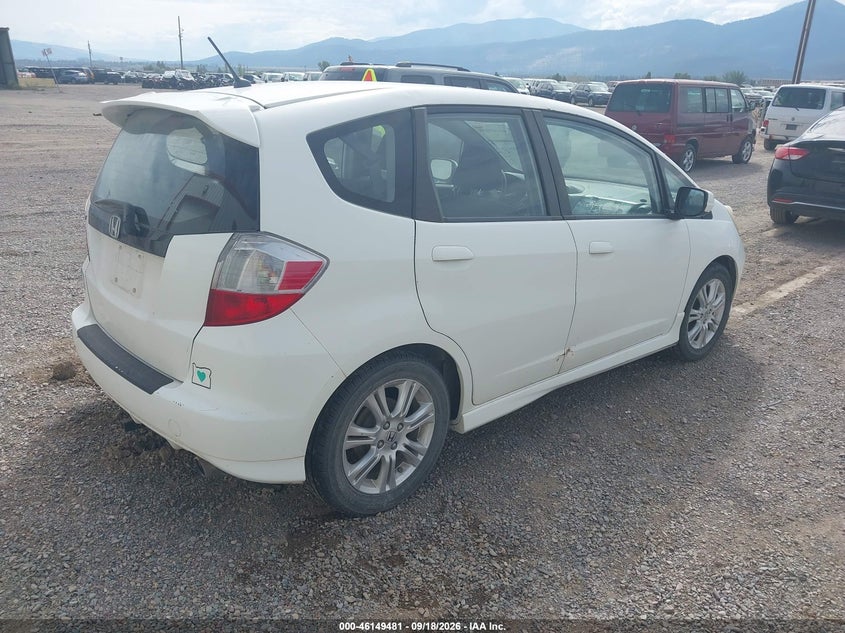 2010 HONDA FIT auction photo 4