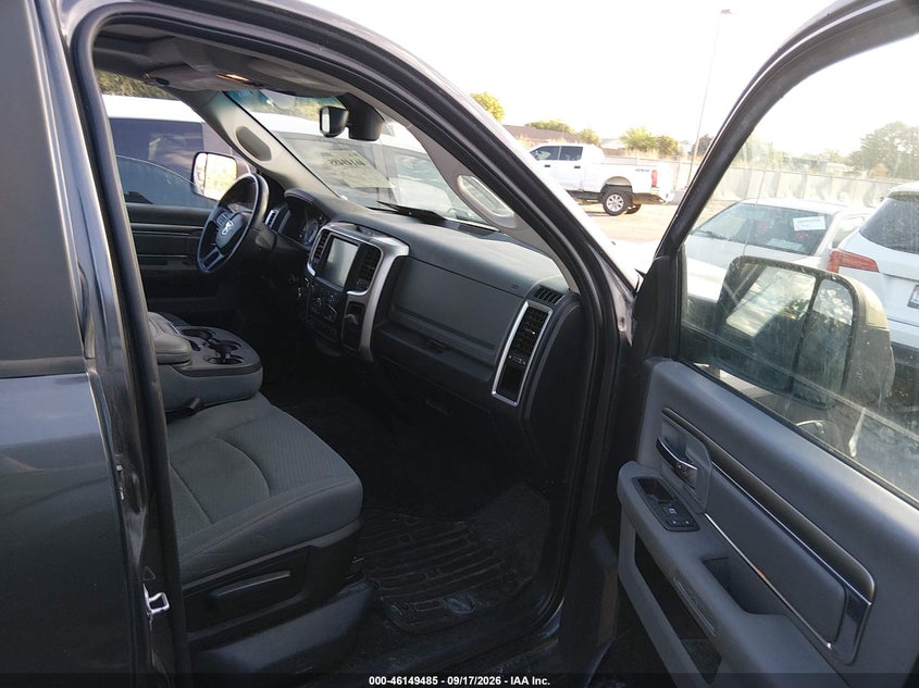 2017 RAM 1500 SLT · Фото 5