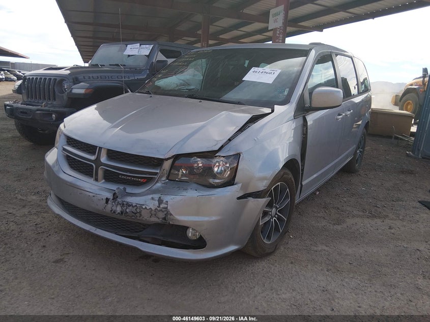 Dodge Grand Caravan - фото 2
