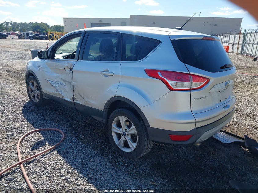 Vin: 1fmcu0g90fua31915, lot: 46649382, ford escape se 20153