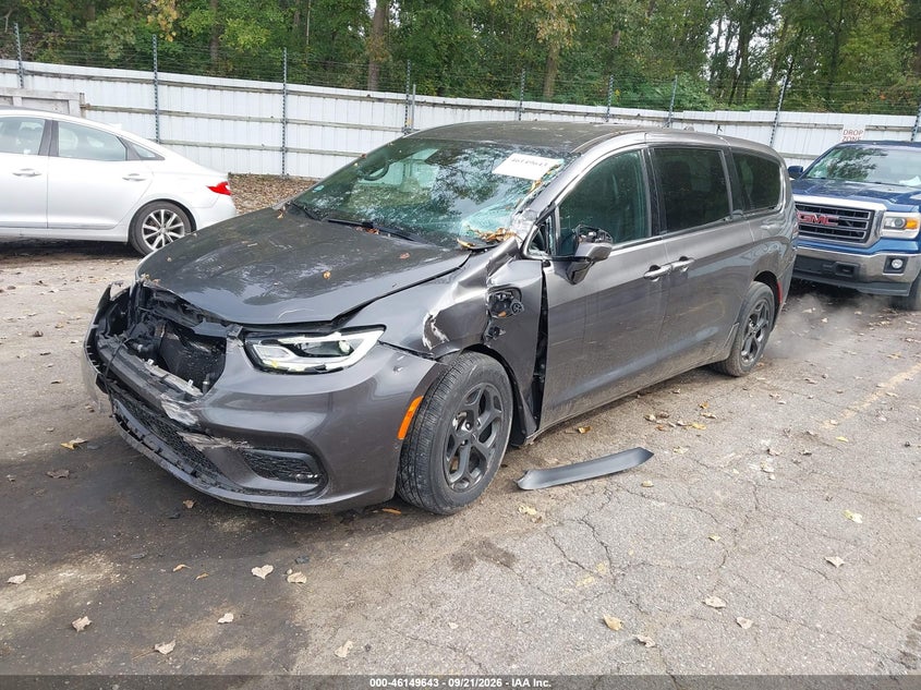 Vin: 2c4rc1l78nr216995, lot: 46649400, chrysler pacifica hybrid touring l 20222