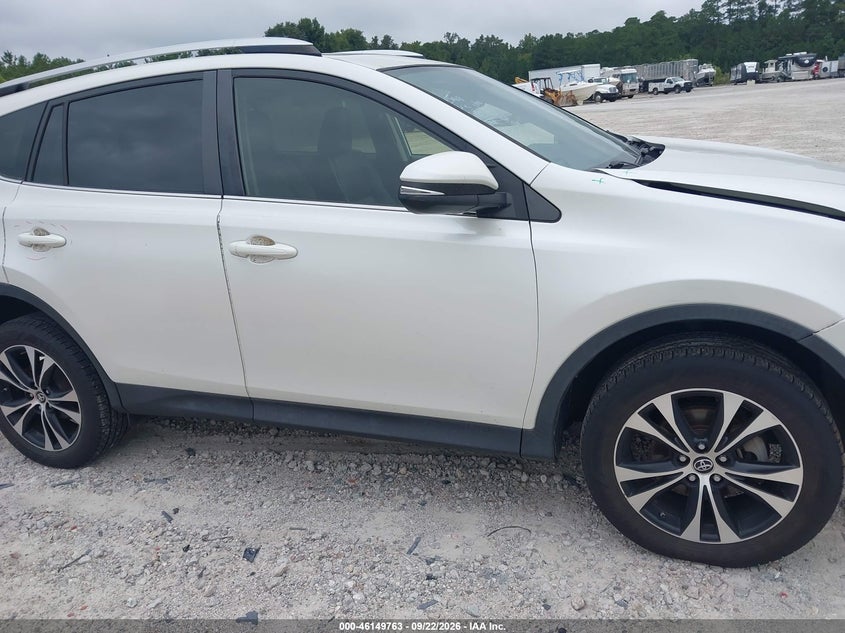 TOYOTA RAV4 - zdjęcie 13