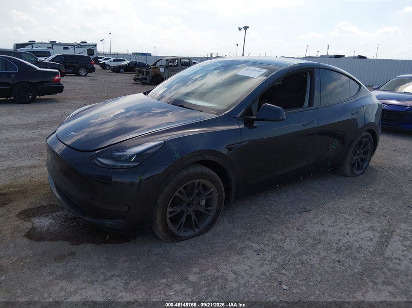 Vin: 7saygded3rf209560, lot: 46649523, tesla model y long range single motor rear-wheel drive/rwd 20242