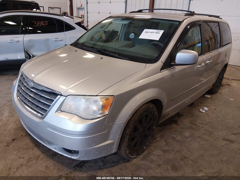 Vin: 2a4rr5d17ar105519, lot: 46649542, chrysler town & country touring 20102