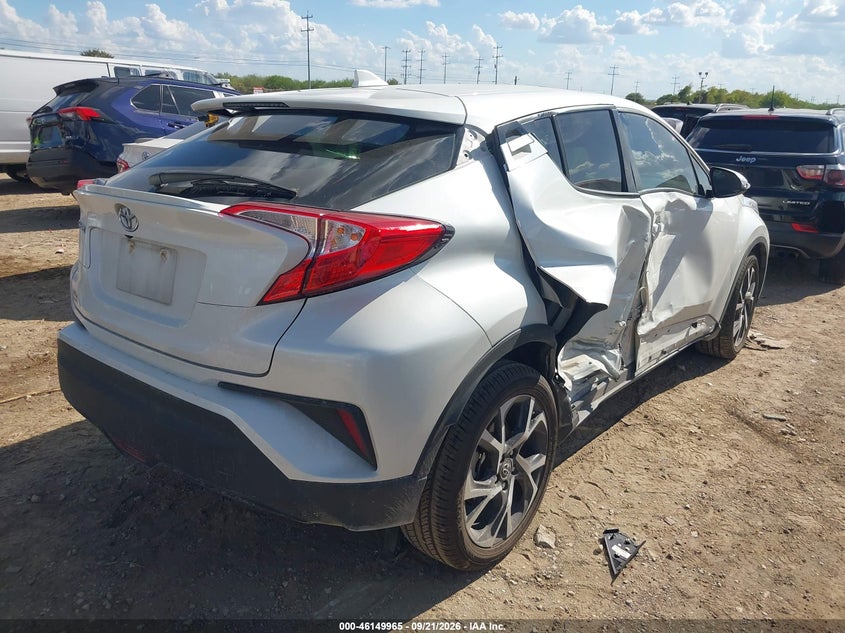 TOYOTA C-HR - zdjęcie 4