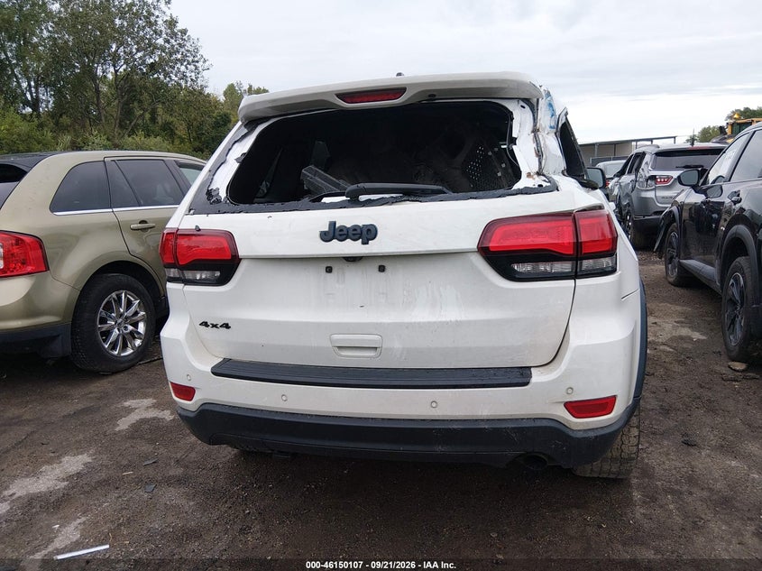 JEEP GRAND CHEROKEE - zdjęcie 16
