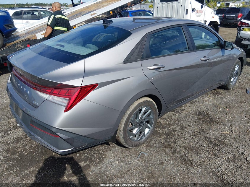 Vin: kmhlm4dj5ru109390, lot: 46649909, hyundai elantra hybrid blue 20244