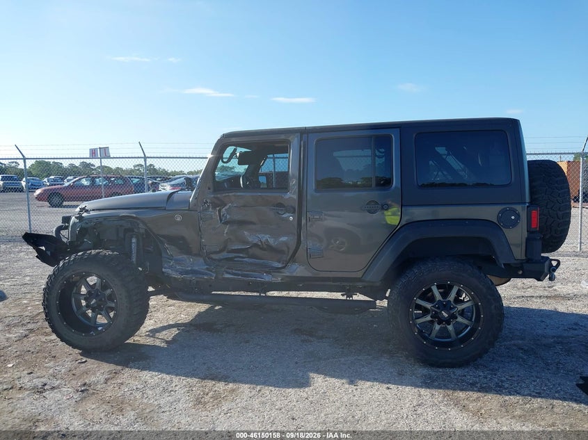 2017 JEEP WRANGLER UNLIMITED SPORT 4X4 · Фото 14